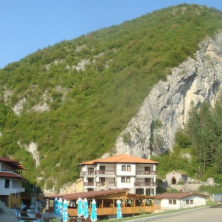 Отель Eco Complex Smilyan Smilyan  Экстерьер фото