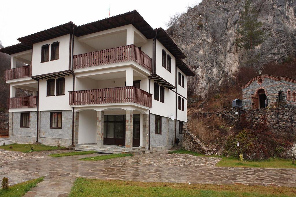 Отель Eco Complex Smilyan Smilyan  Экстерьер фото