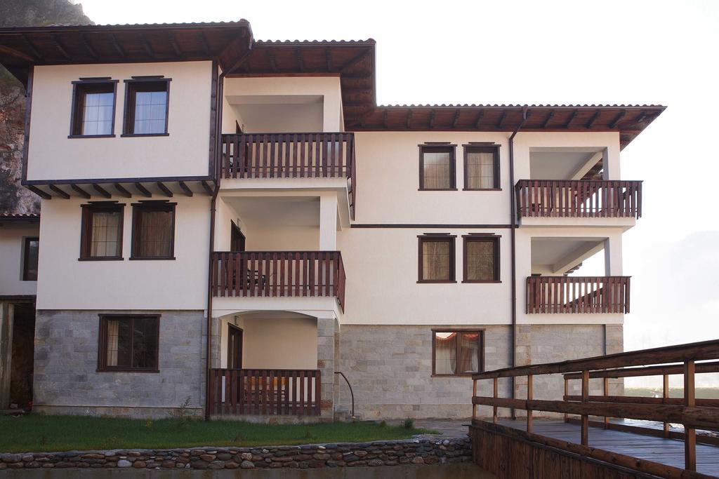 Отель Eco Complex Smilyan Smilyan  Экстерьер фото